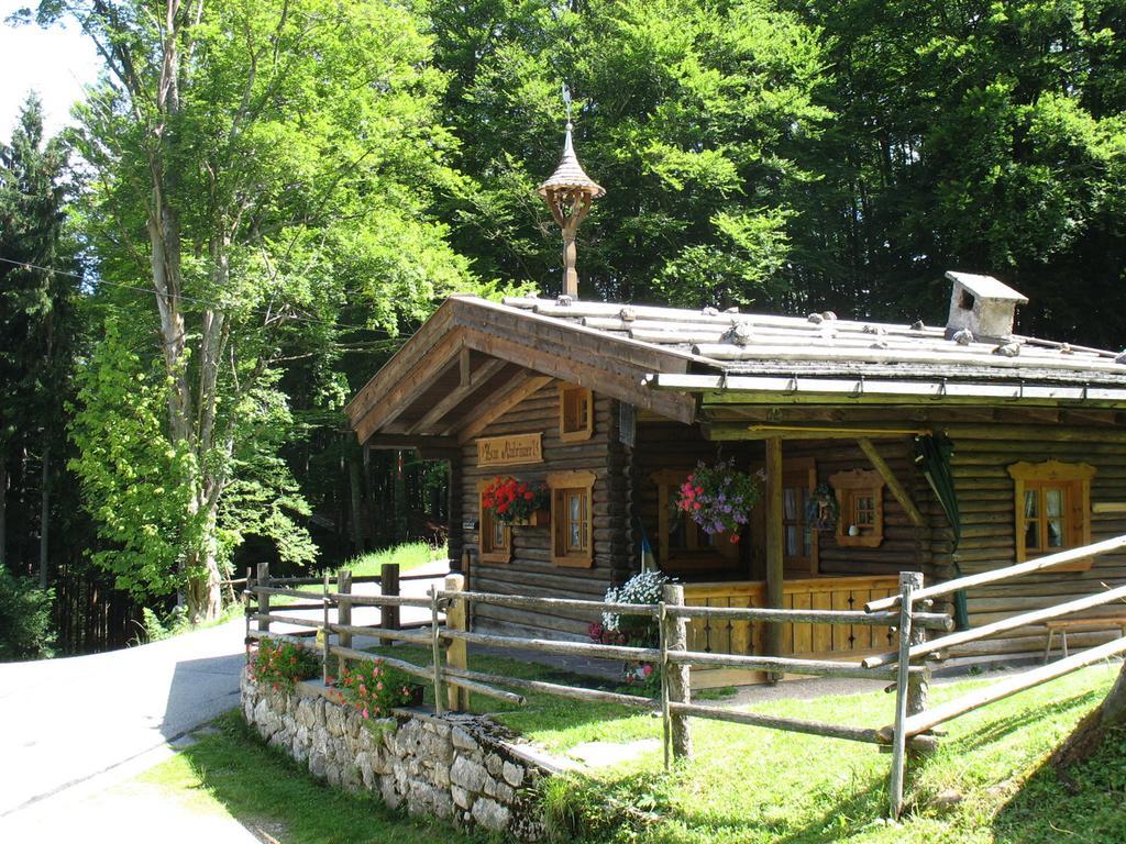 Almbruennerl Die Almhuette Auf Der Raffner Alm Ruhpolding Rom bilde